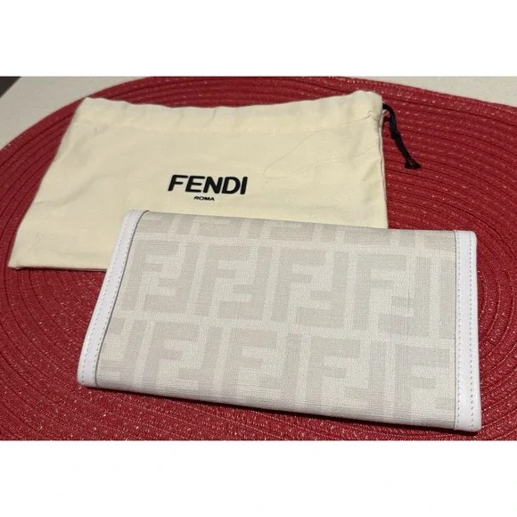 Authentic Fendi FF Logo Continental Wallet White Leather Canvas w/ Dust Bag Gold - Picture 9 of 13
